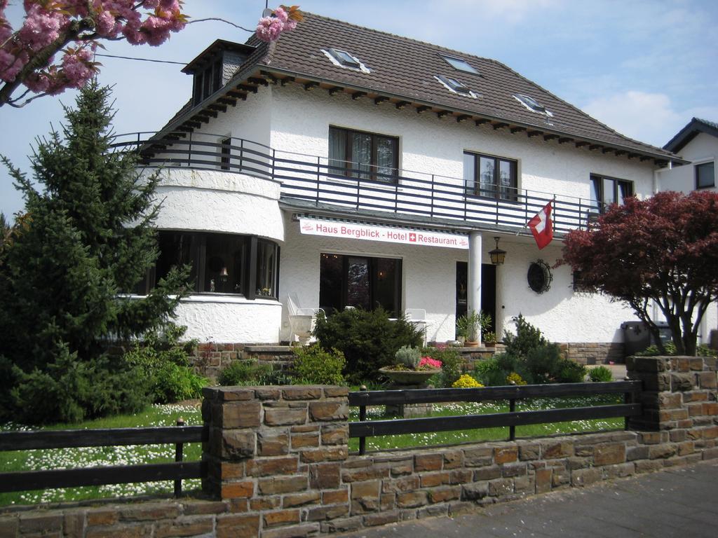 Hotel Haus Bergblick Rheinbreitbach Exteriör bild